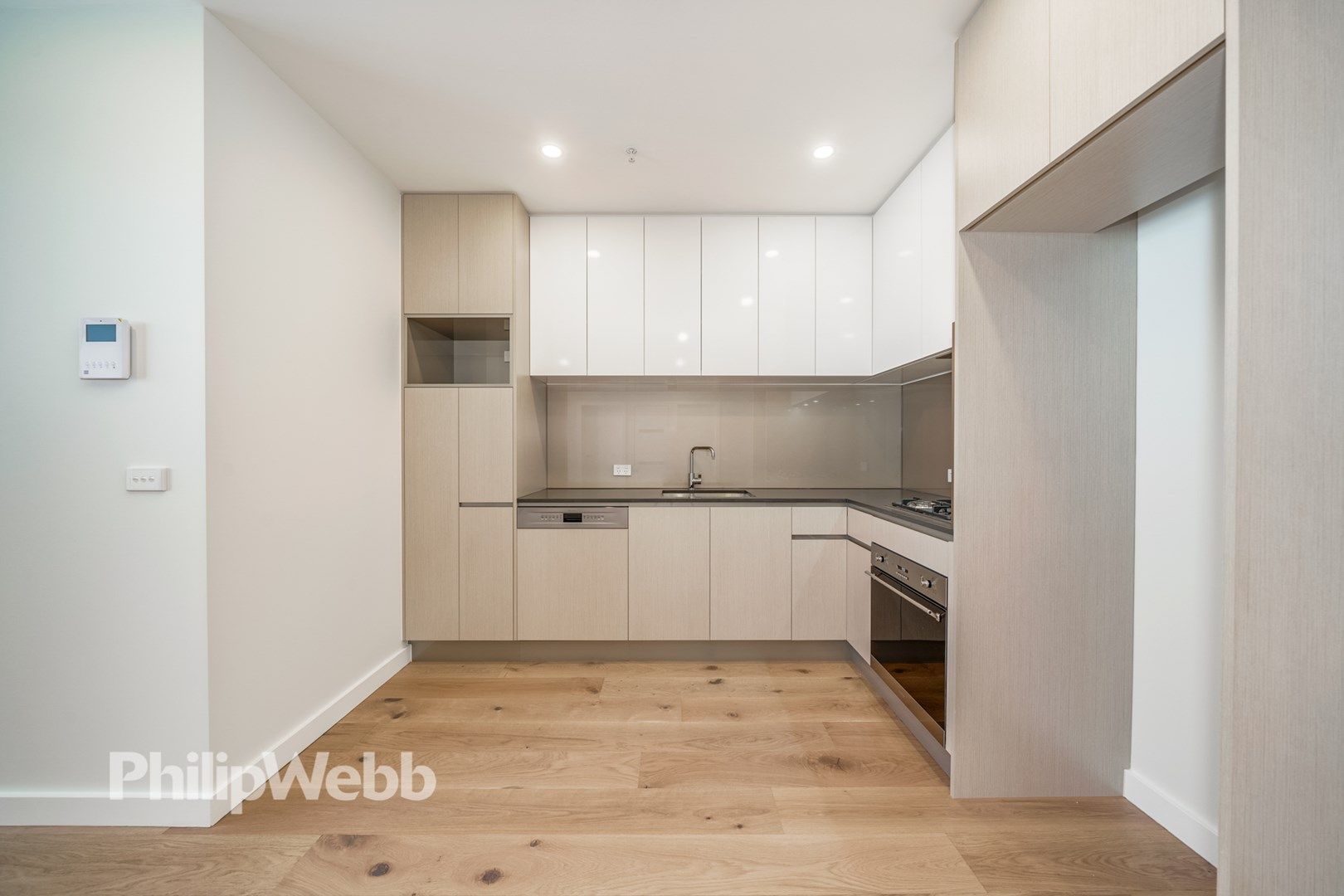 2 bedrooms Apartment / Unit / Flat in 305B/1-7 Nelson Street RINGWOOD VIC, 3134