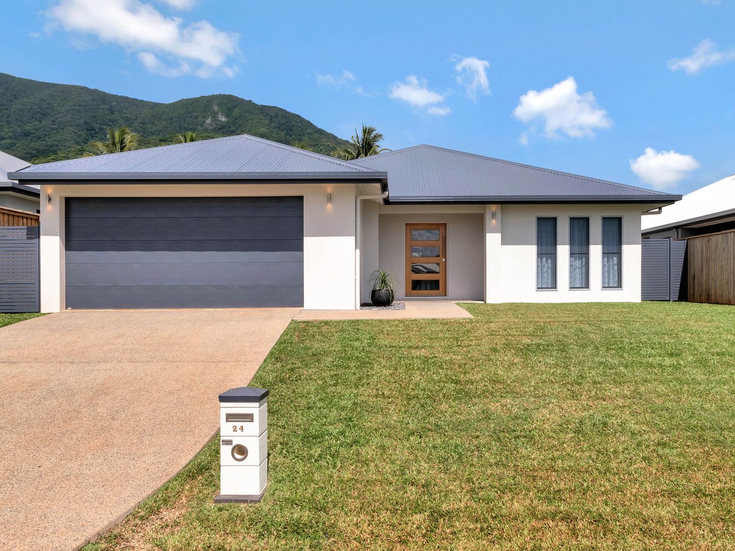 24 Halifax Drive, Redlynch QLD 4870, Image 2