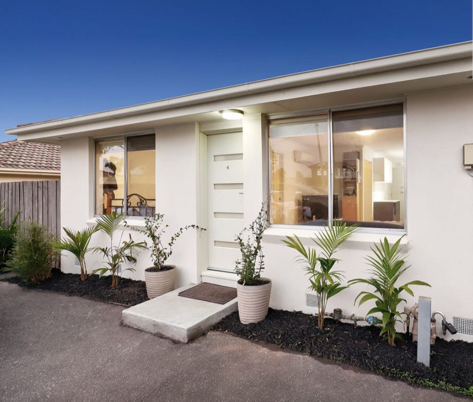 2 bedrooms Apartment / Unit / Flat in 4/29 Broadmeadows Road TULLAMARINE VIC, 3043