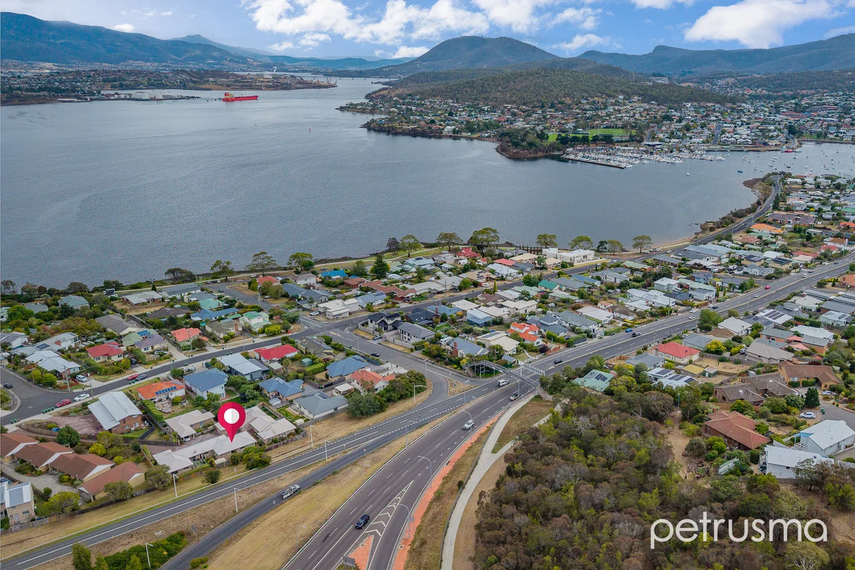 Additional image 22 of 2/40 Topham Street, Rose Bay TAS 7015