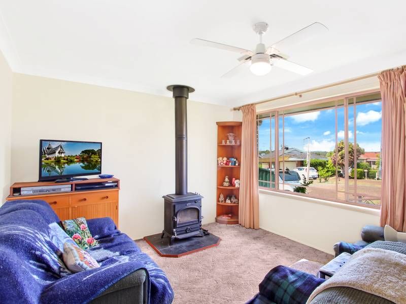 8 Cypress Close, Blue Haven NSW 2262, Image 1