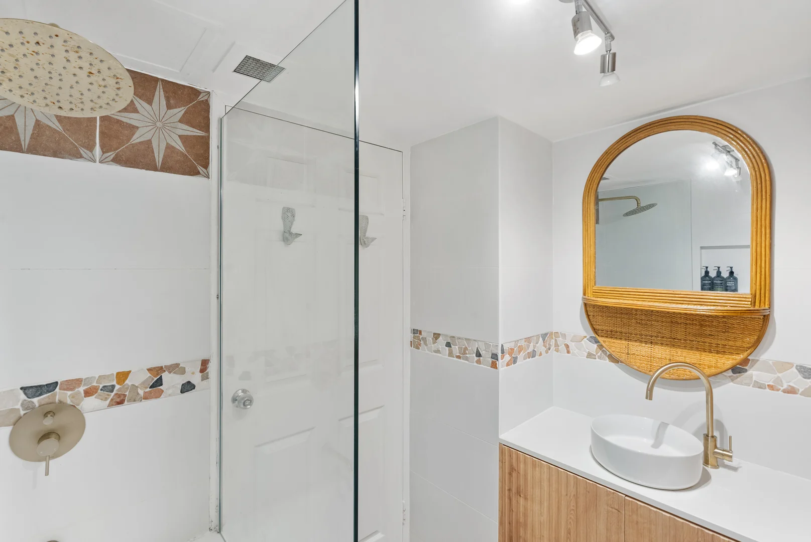 Additional image 9 of 2/23 Garrick Street, Coolangatta QLD 4225