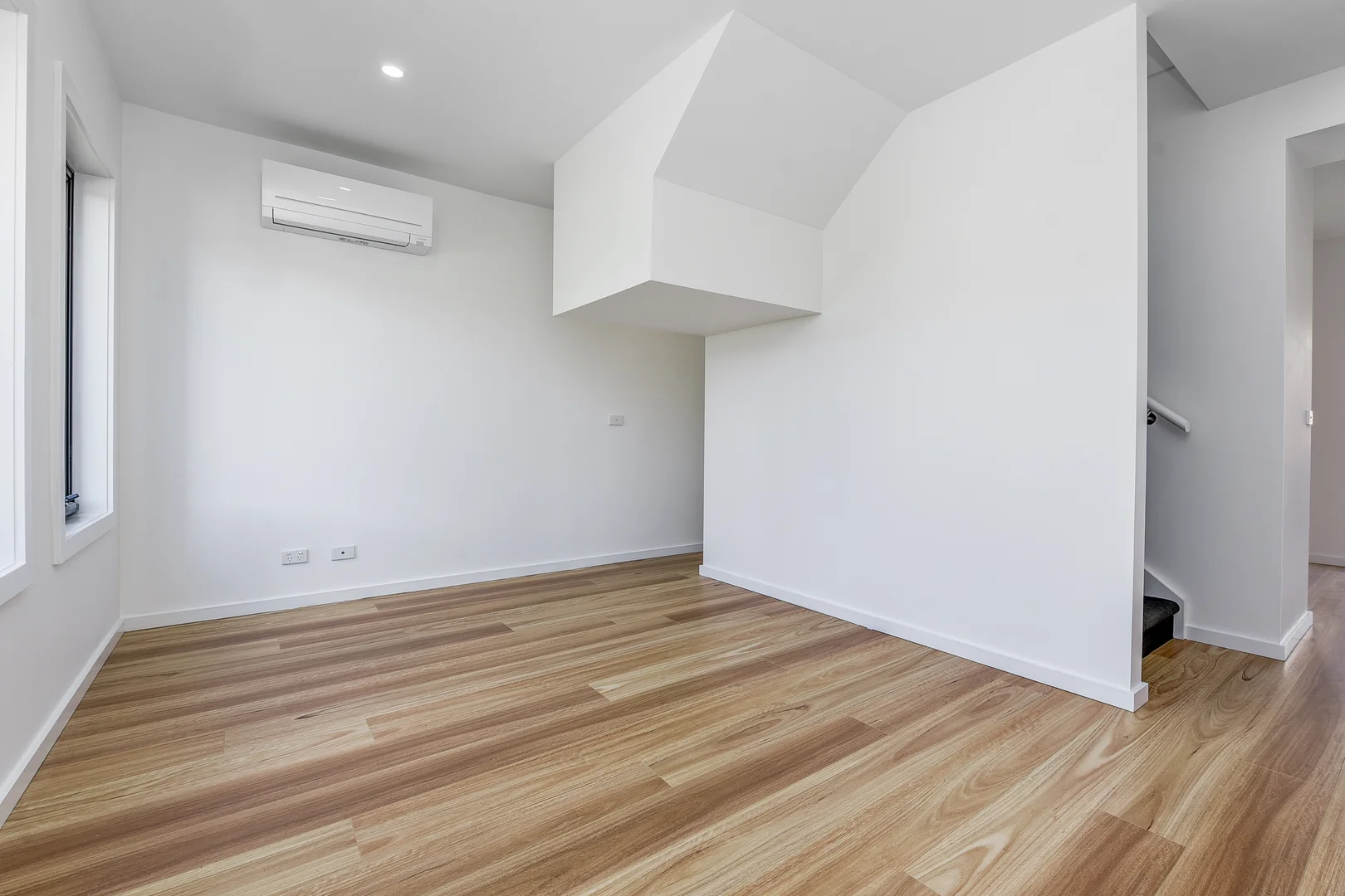 Additional image 2 of 2E Hillside Street, Springvale VIC 3171