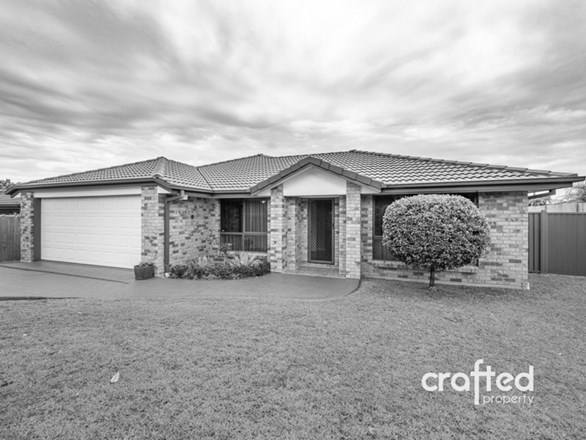 3 Vedders Drive, Heritage Park QLD 4118