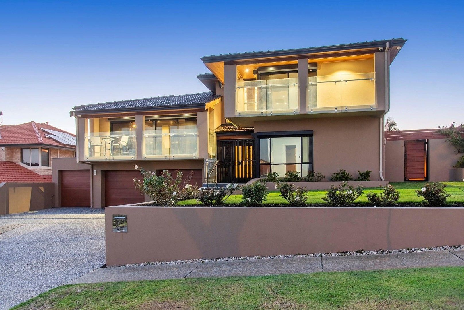5 bedrooms House in 111 AVOCADO DRIVE DIANELLA WA, 6059
