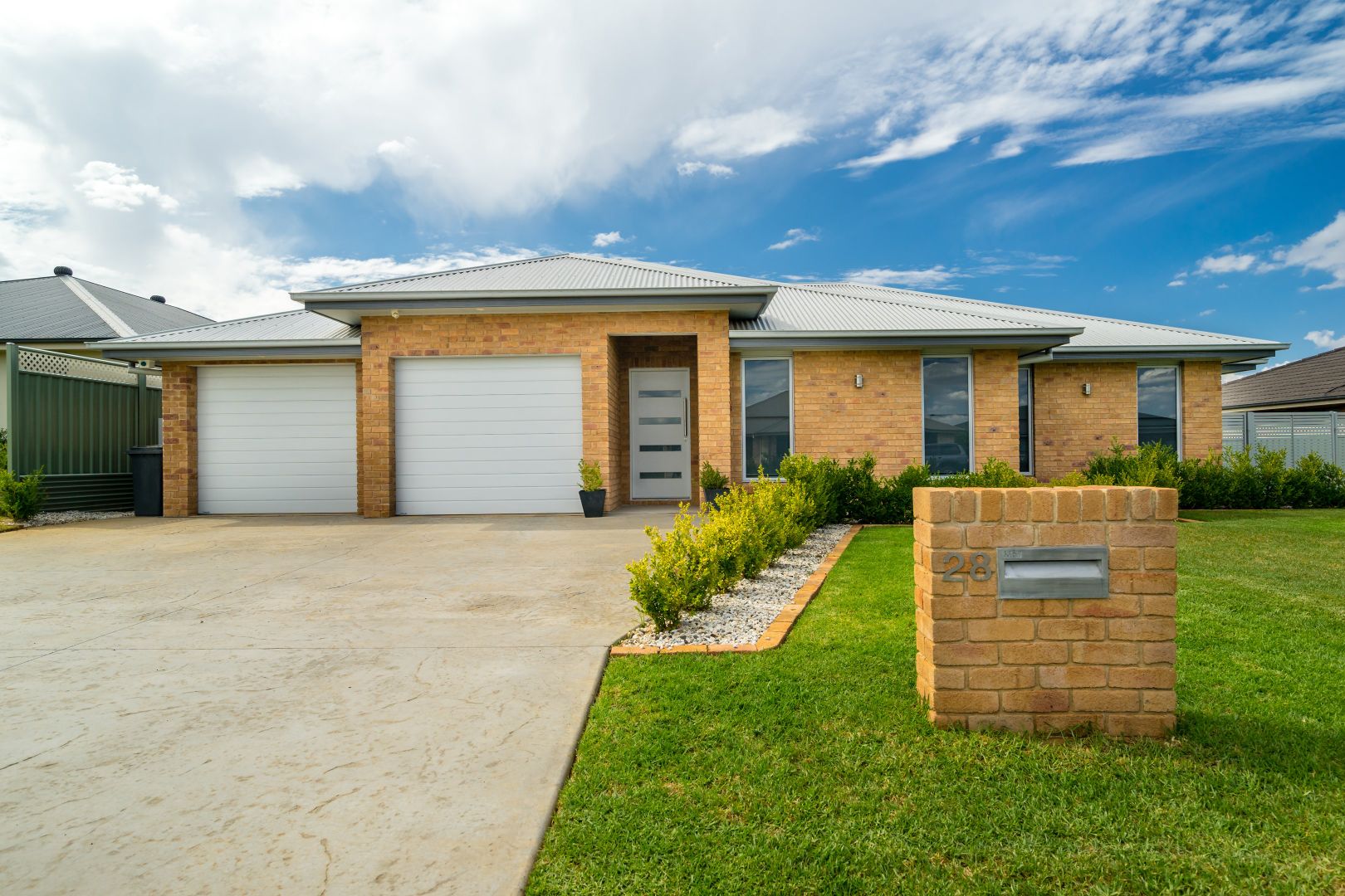 28 Holmwood Drive, Dubbo Property History & Address Research Domain