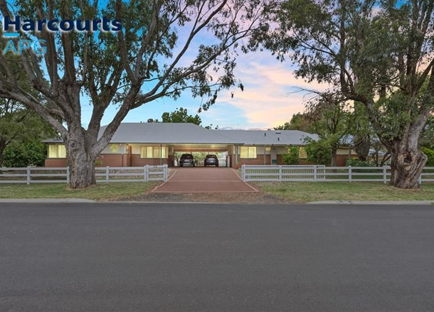 39 Castieau Street, Burekup WA 6227