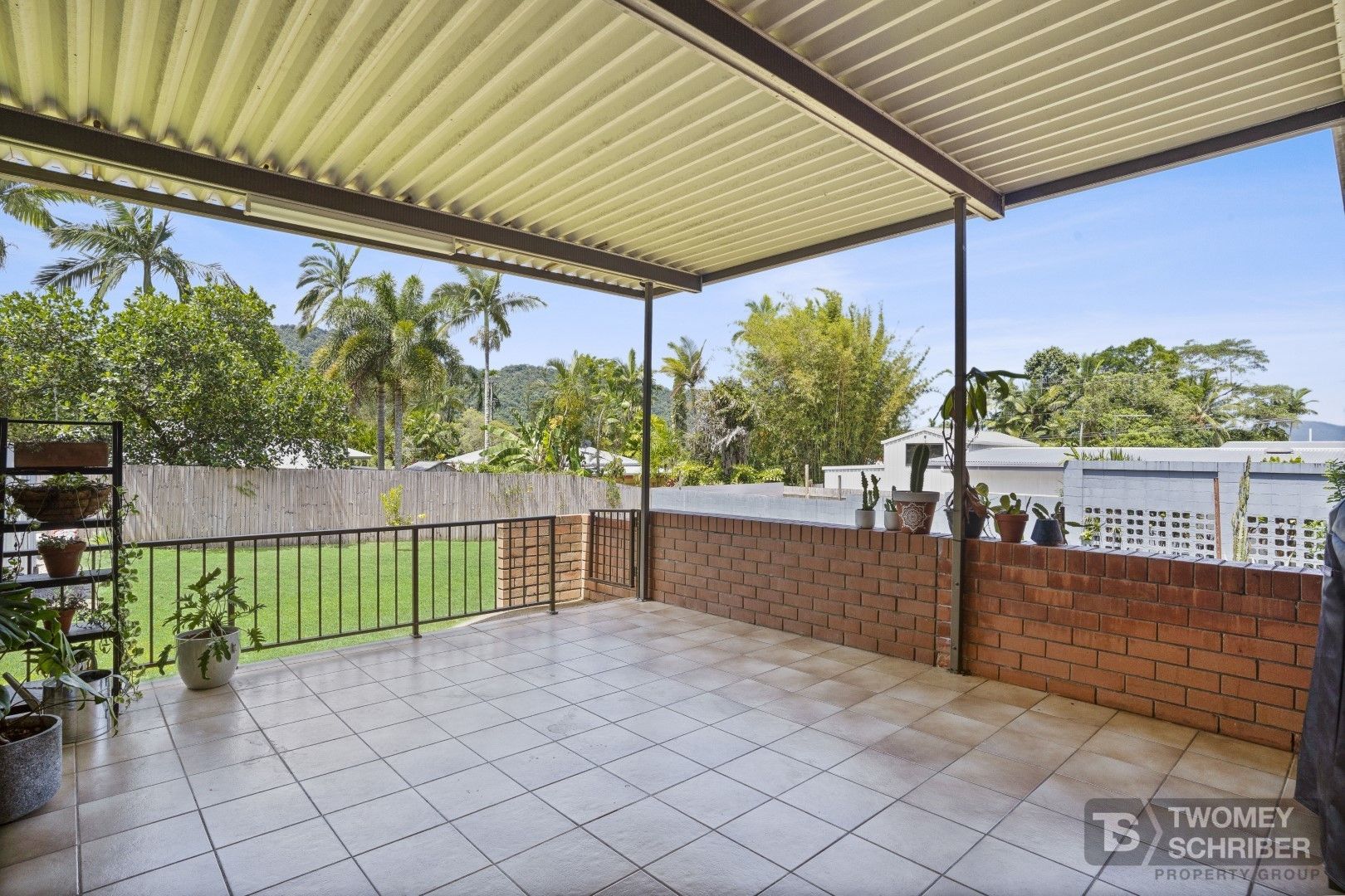 3 bedrooms House in 26 Duignan Street WHITFIELD QLD, 4870