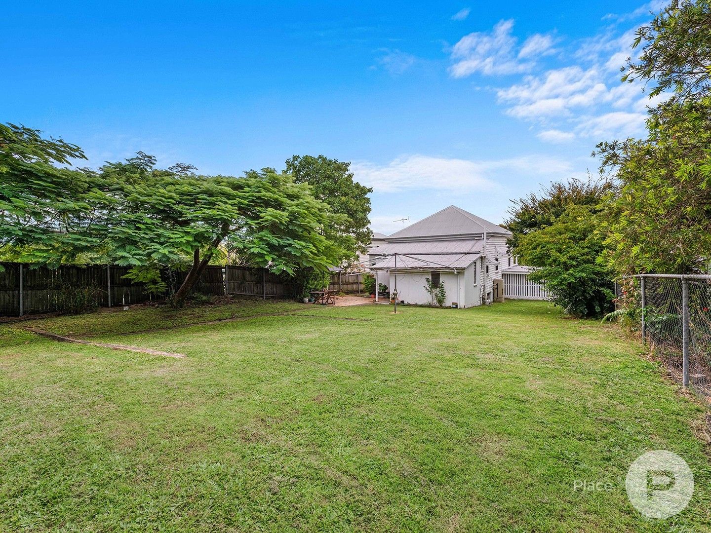 27 Macrossan Avenue, Norman Park QLD 4170, Image 2