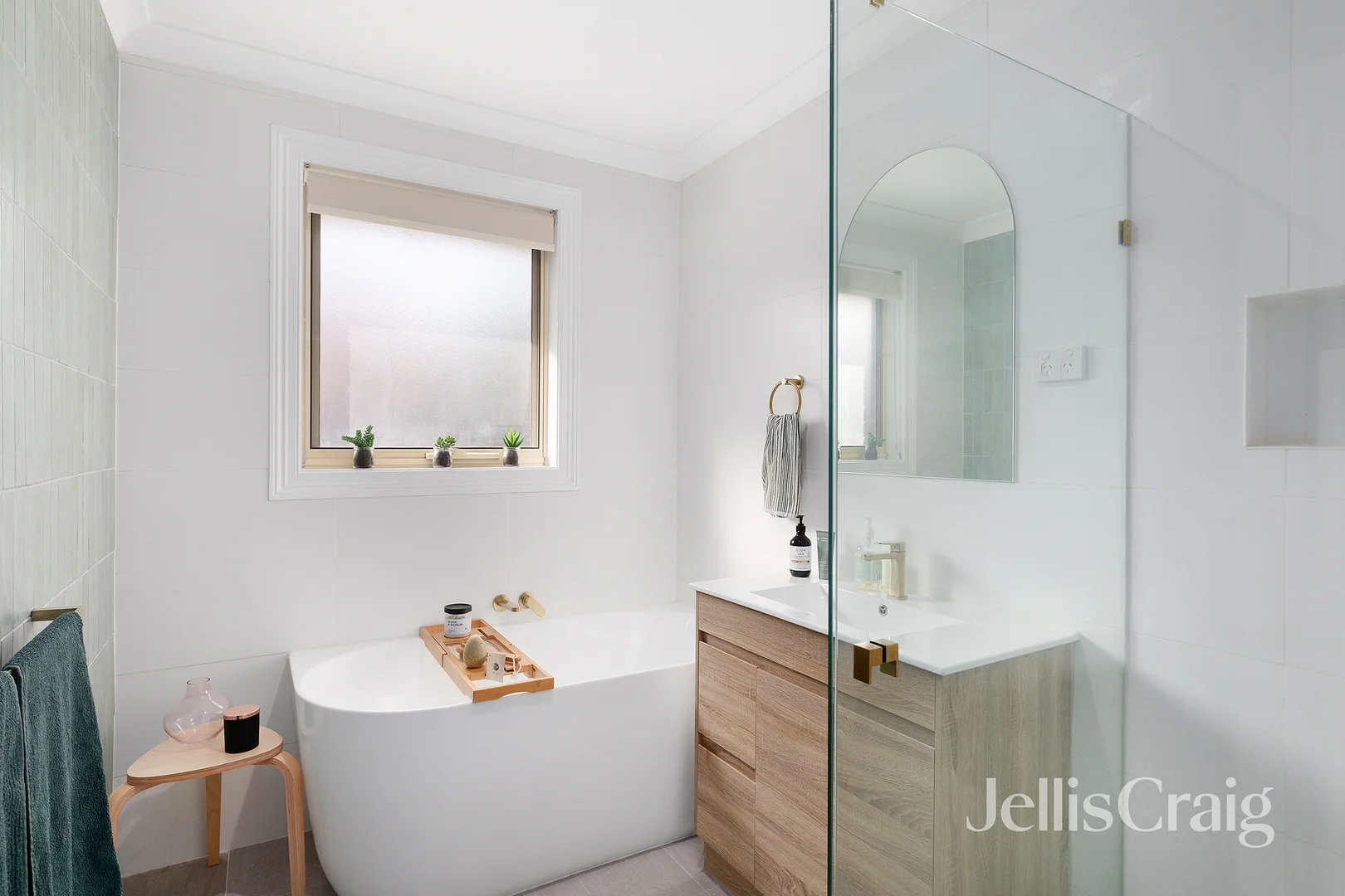 Additional image 7 of 2/219 Waterdale Road, Ivanhoe VIC 3079