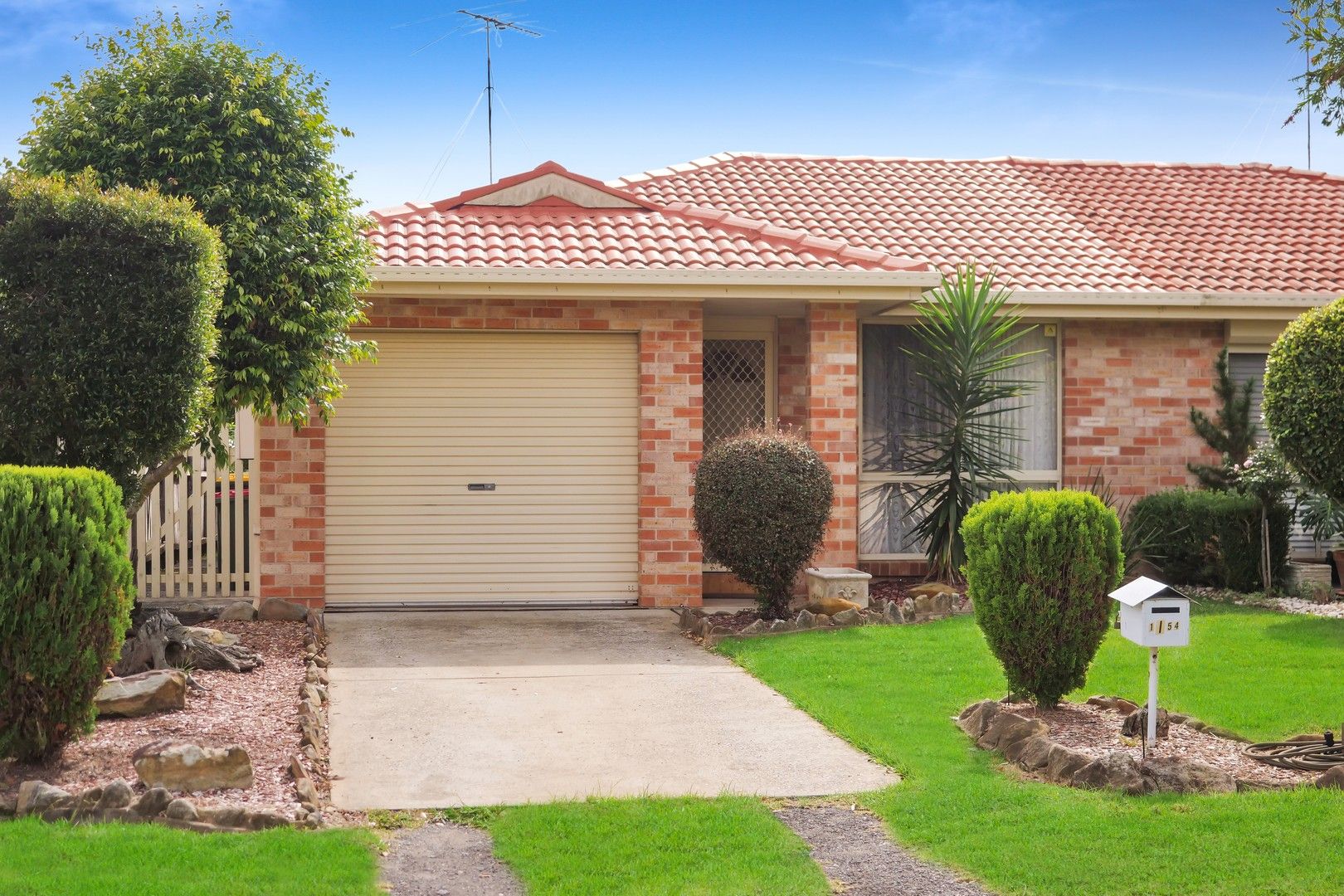 1/54 Francisco Crescent, Rosemeadow NSW 2560, Image 0