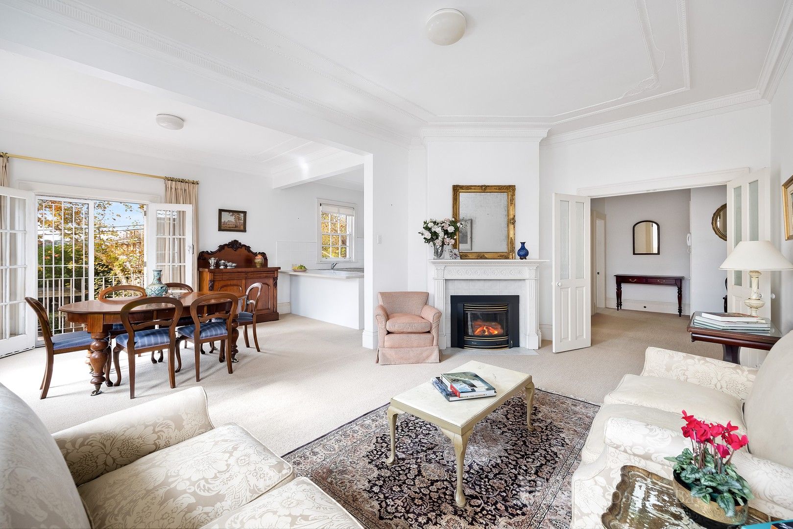 3 bedrooms Apartment / Unit / Flat in 3/2 Fullerton Street WOOLLAHRA NSW, 2025