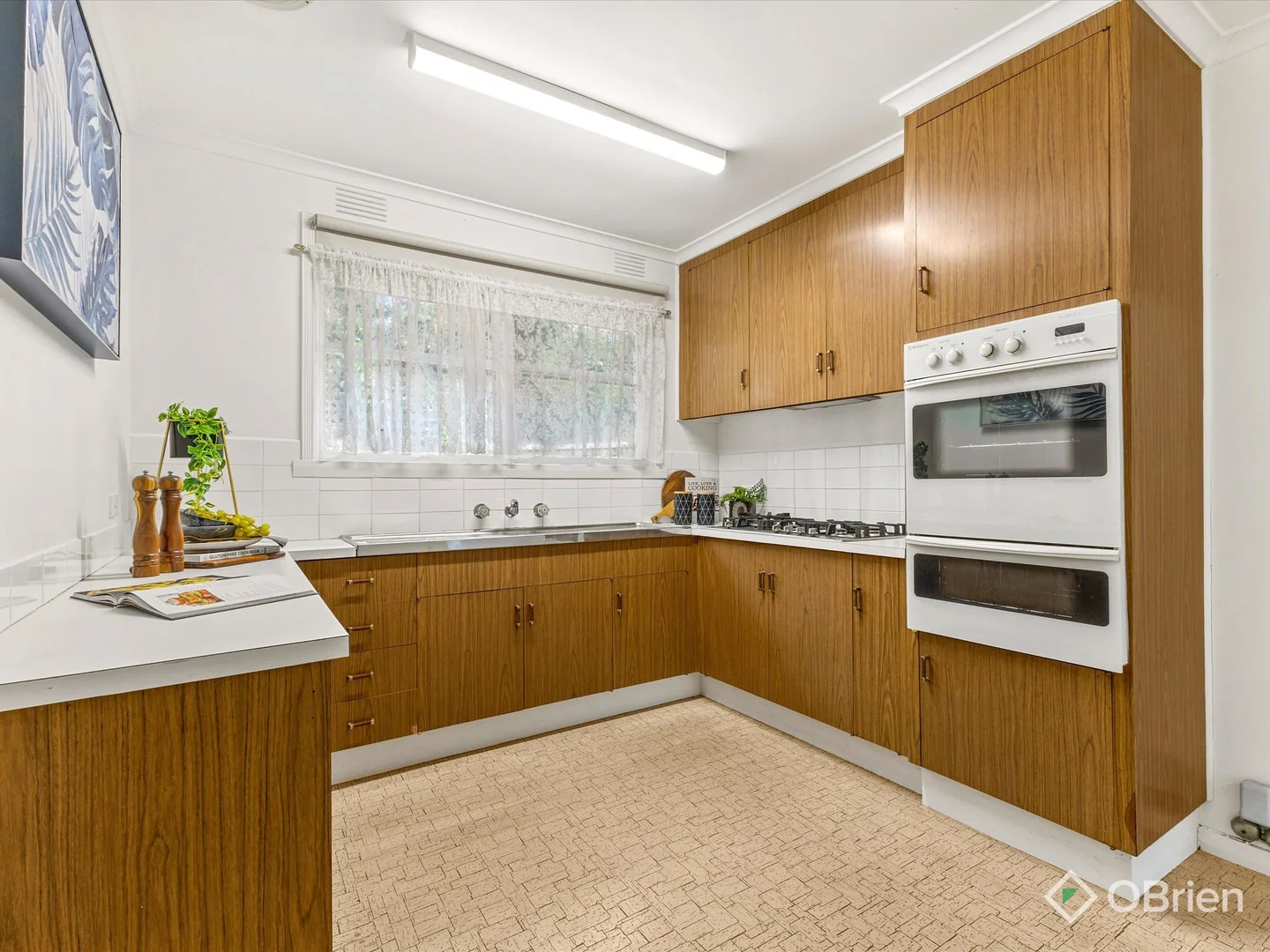 Additional image 7 of 4/92-94 Main Street, Blackburn VIC 3130