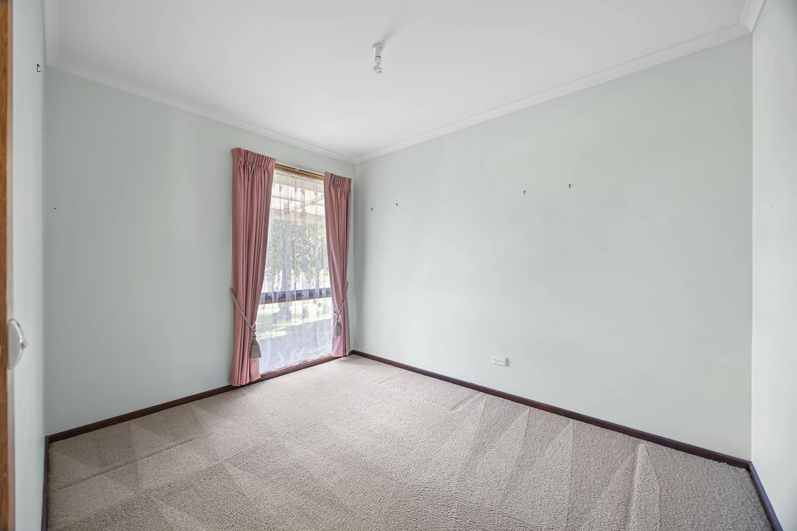 Additional image 5 of 4 Cook Close, Sebastopol VIC 3356