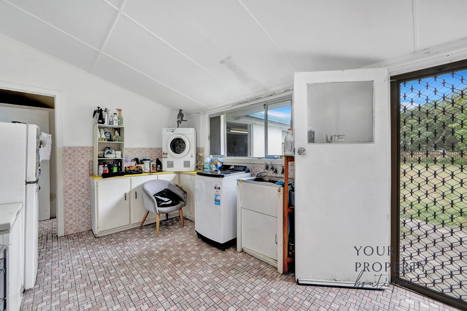 Additional image 14 of 23 Vasey Street, Avenell Heights QLD 4670