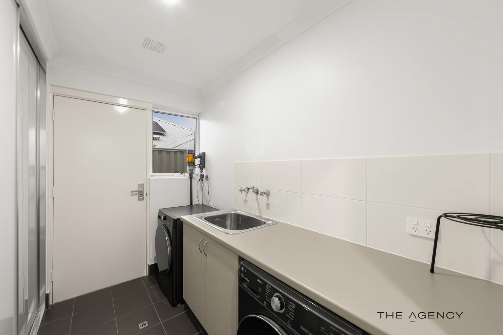 Additional image 30 of 24 Columbia Parkway, Piara Waters WA 6112