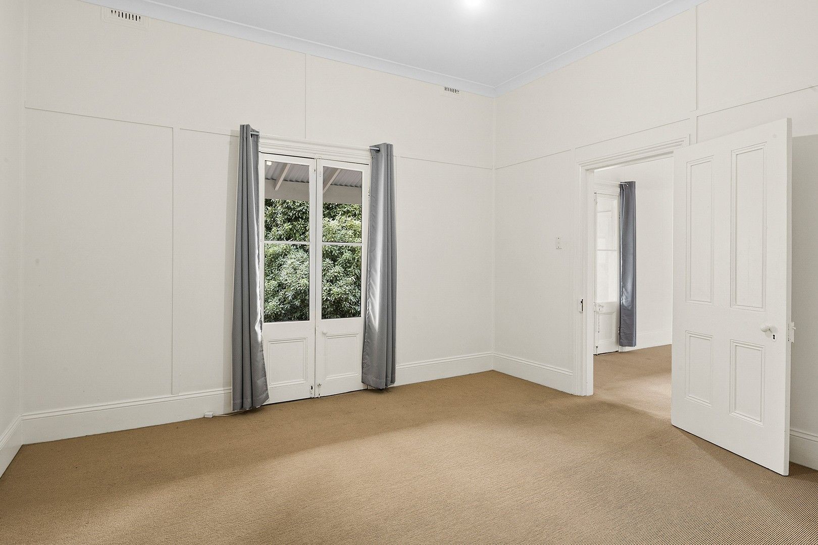 2/42 Old Hume Highway, Mittagong NSW 2575 Apartment For Rent Domain