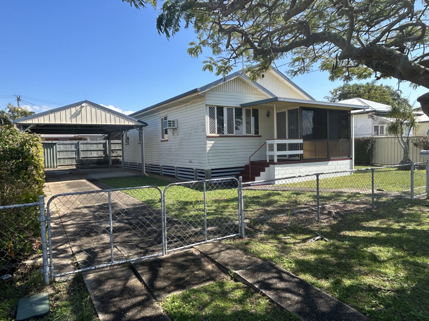 4 Frawley Street, Scarborough QLD 4020, Image 1