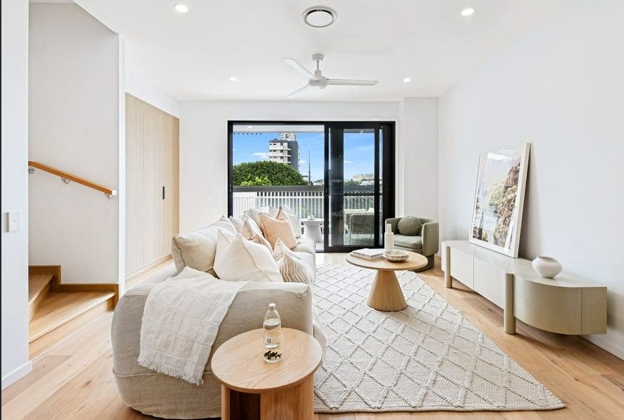 3 bedrooms House in 5/12 Seventh Avenue PALM BEACH QLD, 4221