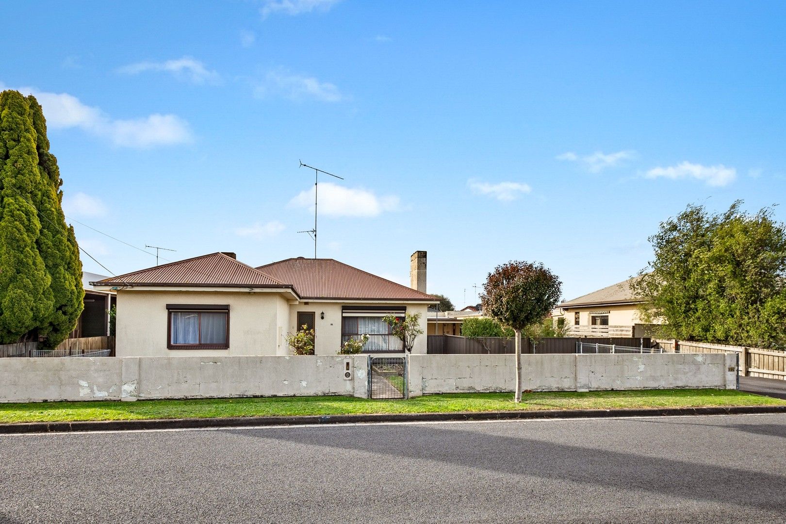 3 bedrooms House in 17 West Street MOUNT GAMBIER SA, 5290