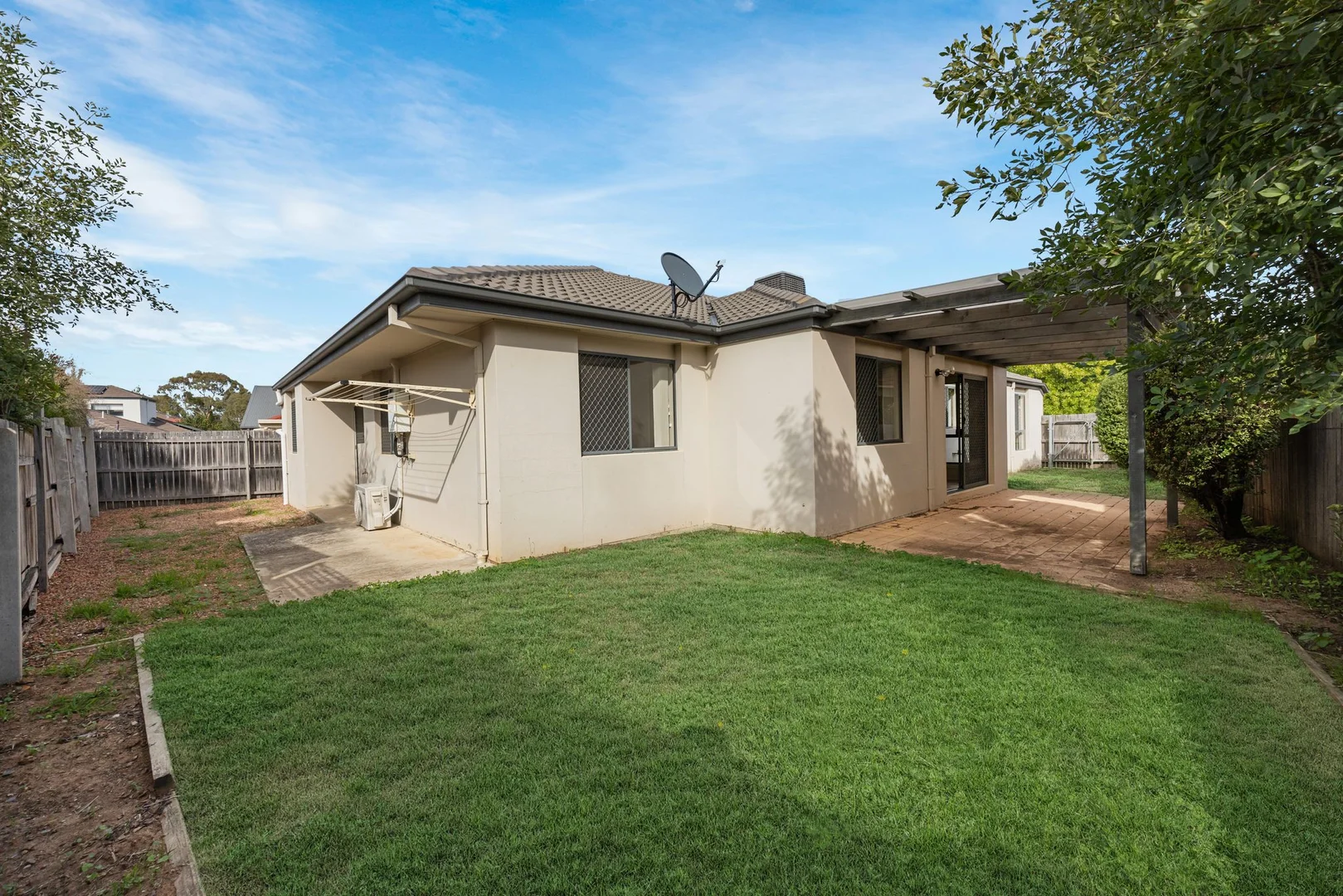 Additional image 10 of Harrison ACT 2914