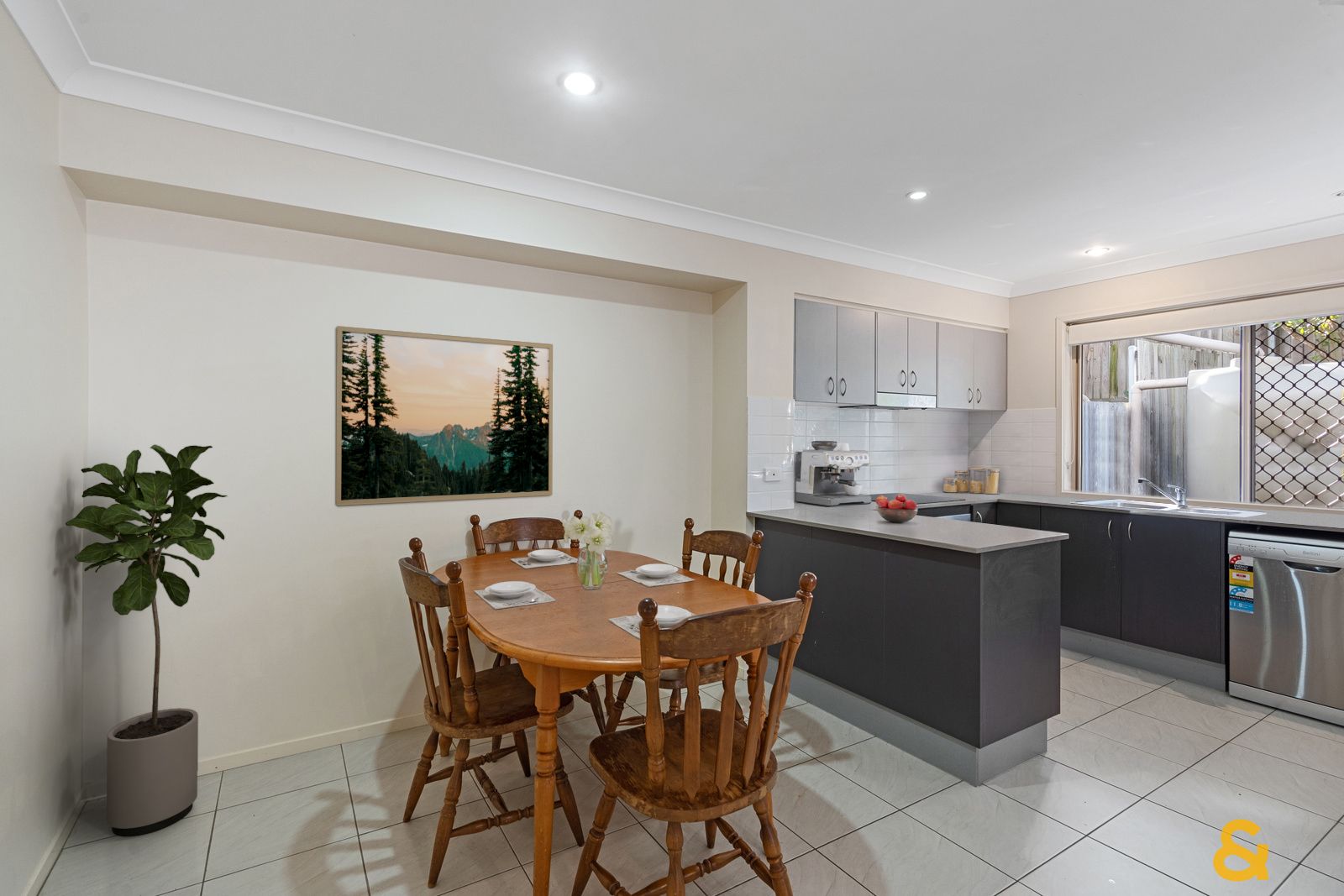 27/11 Tripcony Place, Wakerley QLD 4154, Image 1