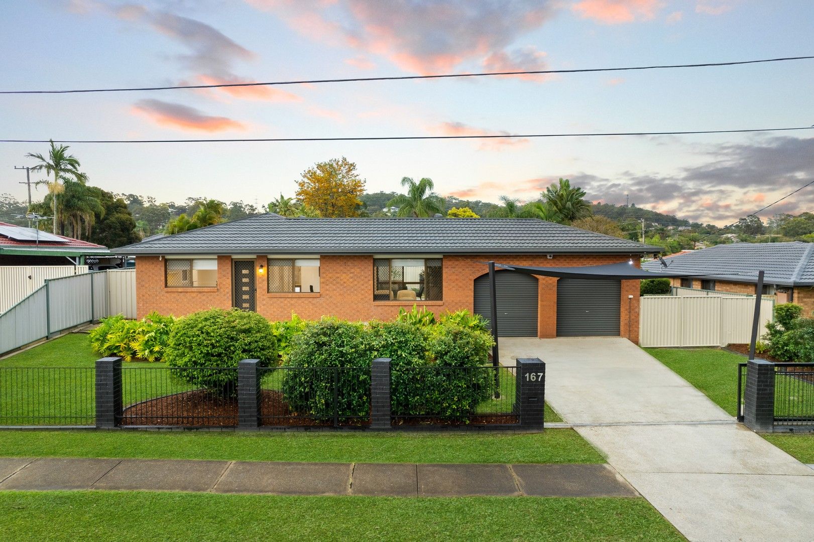 3 bedrooms House in 167 Mount Warren Boulevard MOUNT WARREN PARK QLD, 4207