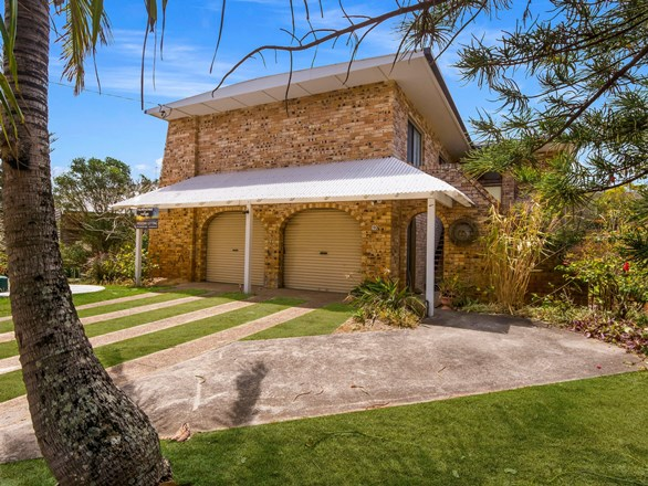 10 Patchs Beach Lane, Patchs Beach NSW 2478