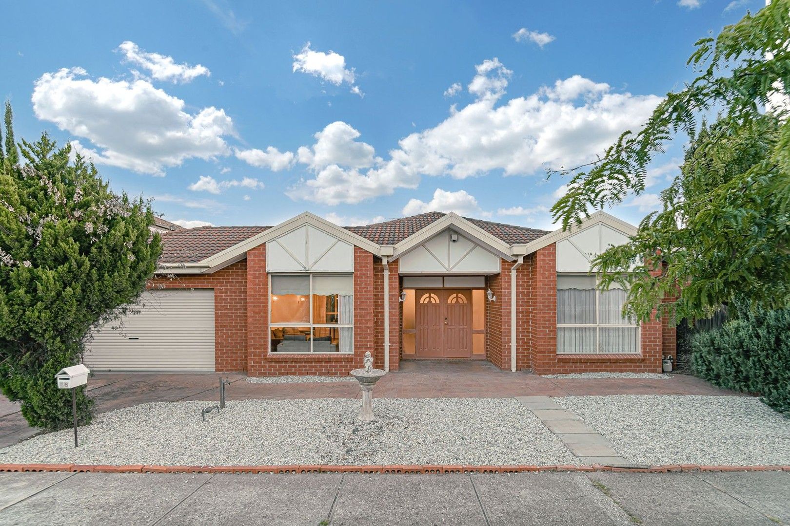 86 McKenzie Crescent, Roxburgh Park VIC 3064, Image 0