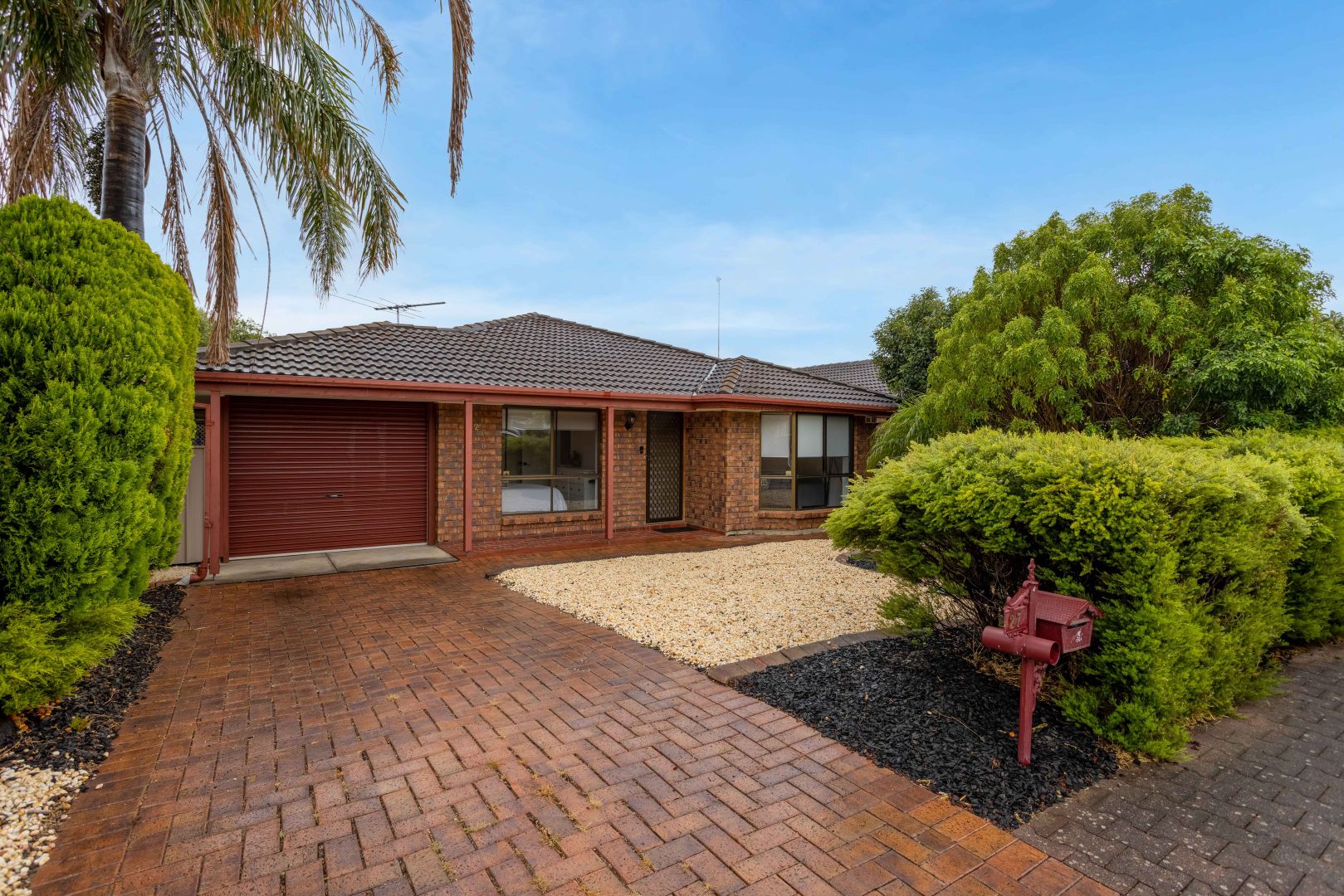 27 Brooks Circuit, Woodcroft SA 5162, Image 1