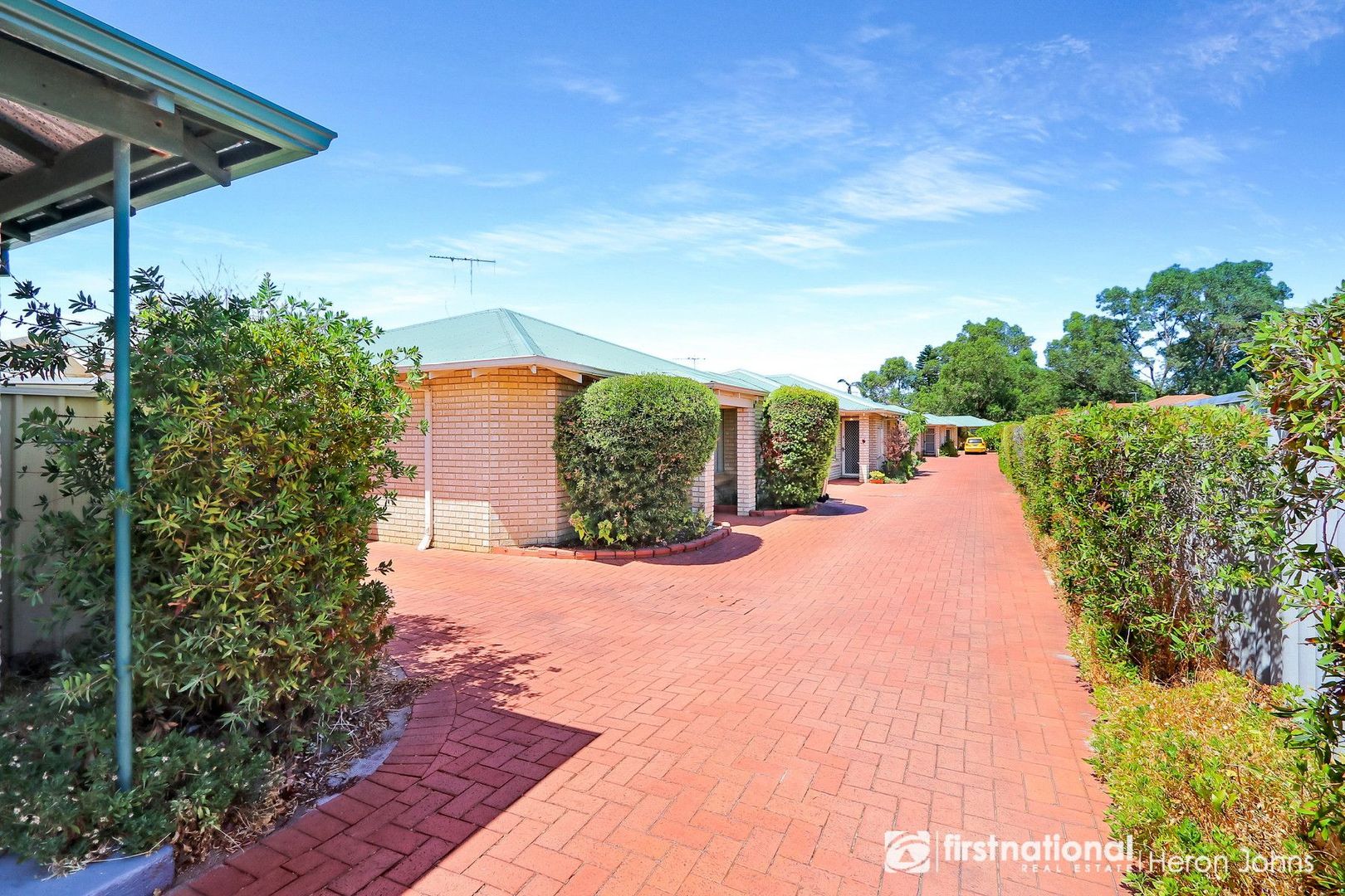 2/157 Sevenoaks Street, Cannington WA 6107, Image 1