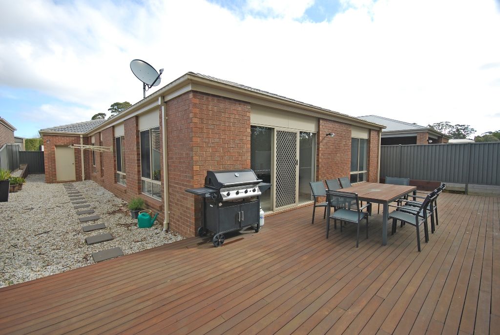 23 St Mirren Drive, Nerrina VIC 3350, Image 1