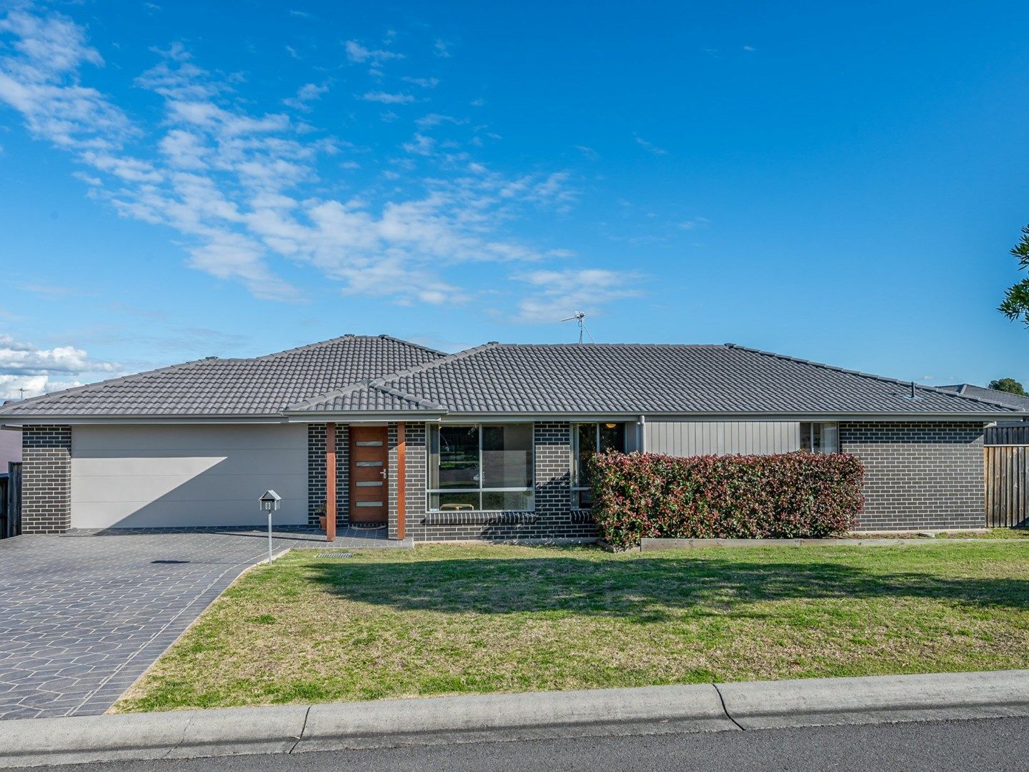 8 Redgum Circuit, Aberglasslyn NSW 2320, Image 0