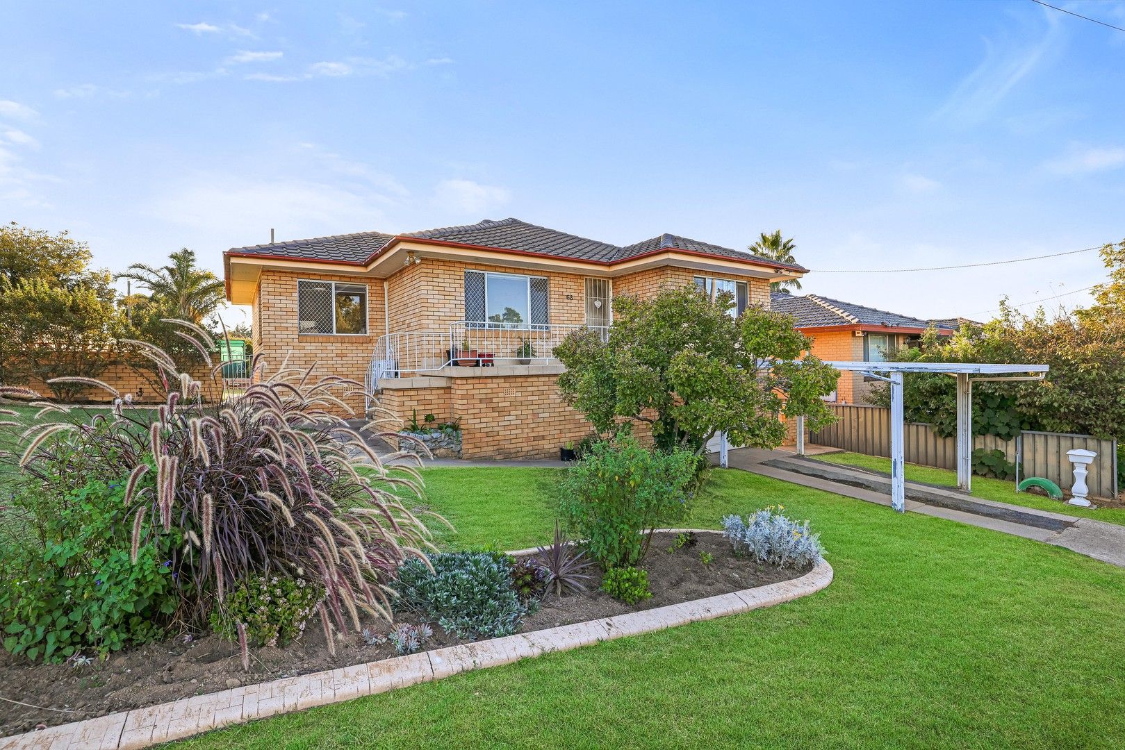 3 bedrooms House in 68 David Street TAMWORTH NSW, 2340