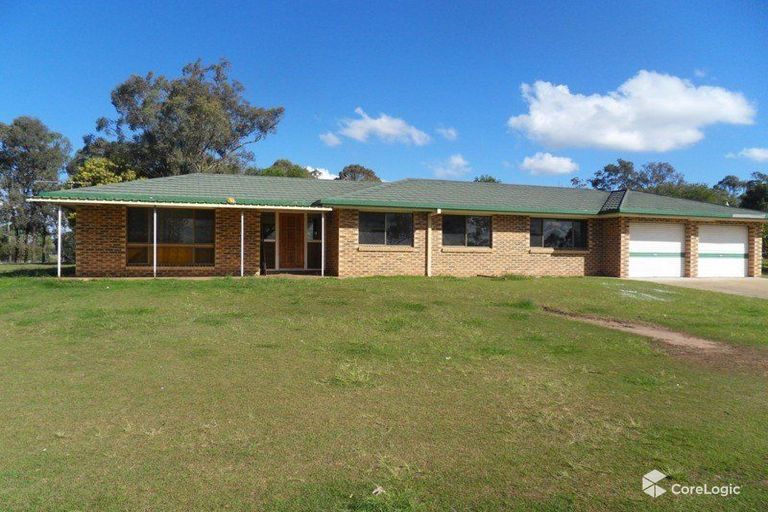 4 bedrooms Acreage / Semi-Rural in  LOWOOD QLD, 4311