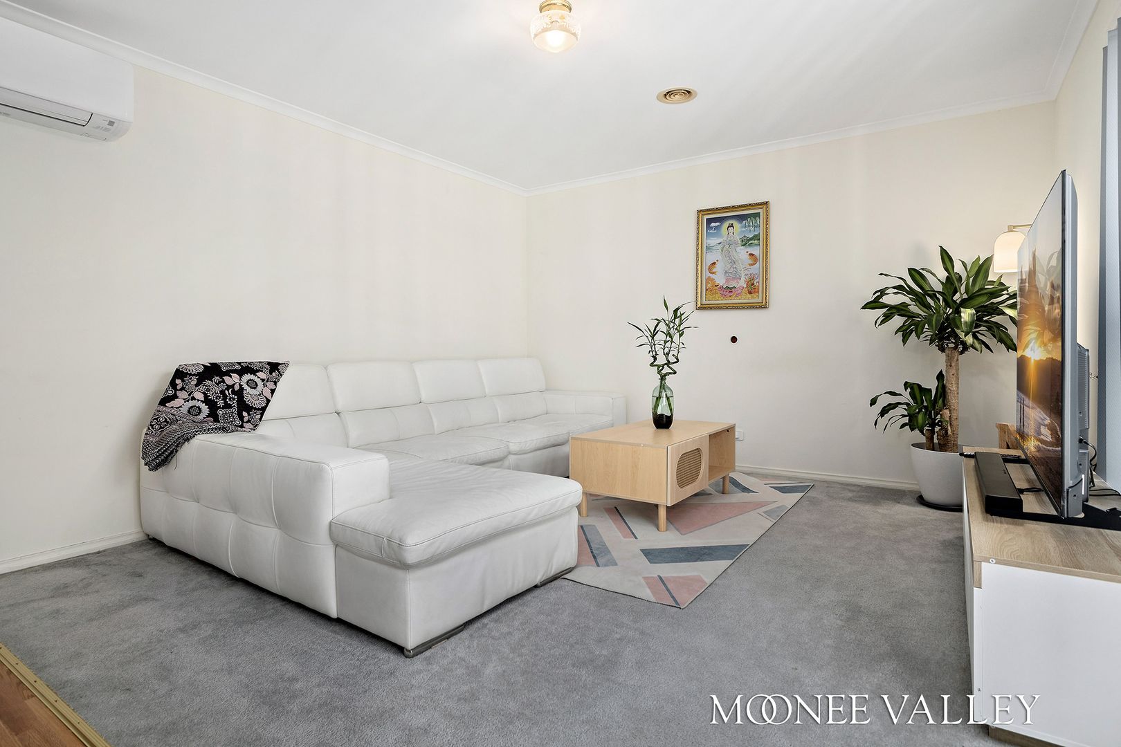 34A Robson Avenue, Avondale Heights VIC 3034, Image 2