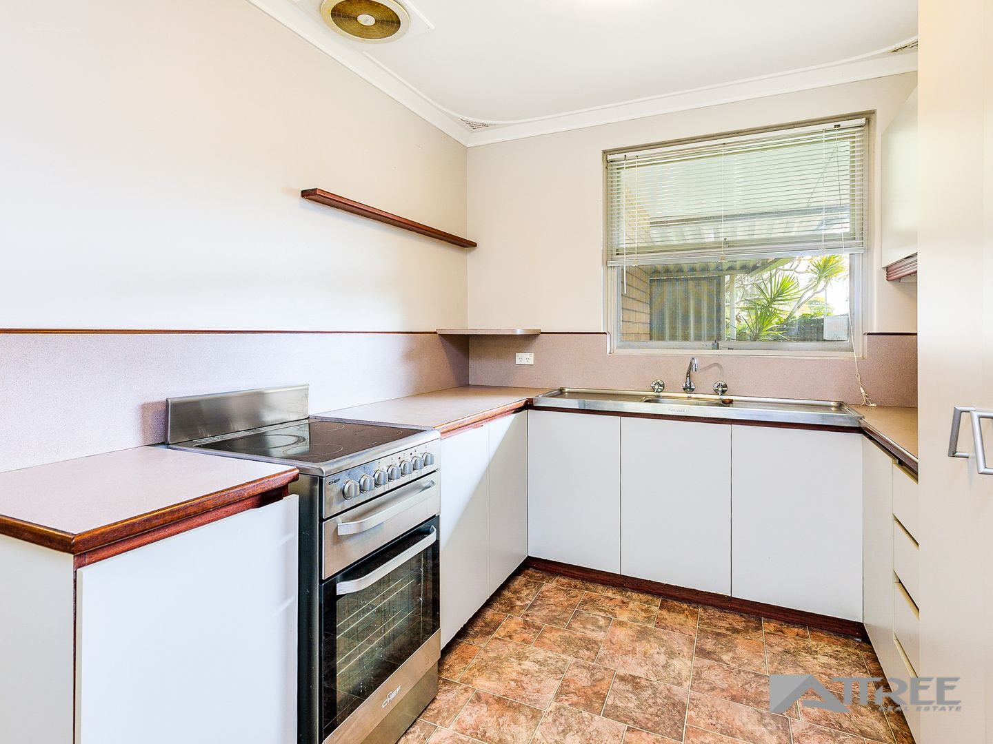 495 Green Avenue, Armadale WA 6112, Image 2