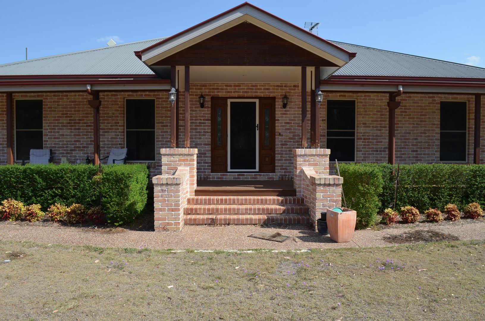 694 Warwick Killarney Road, Park Property History & Address