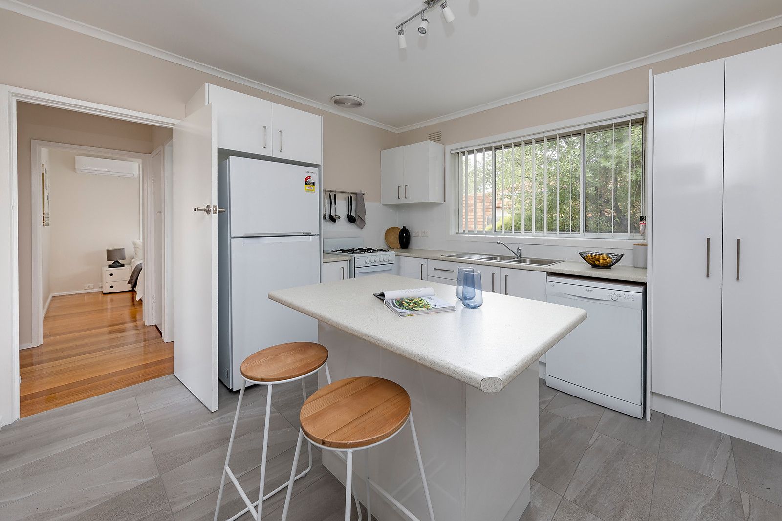 1/46 Jaguar Drive, Clayton VIC 3168, Image 2