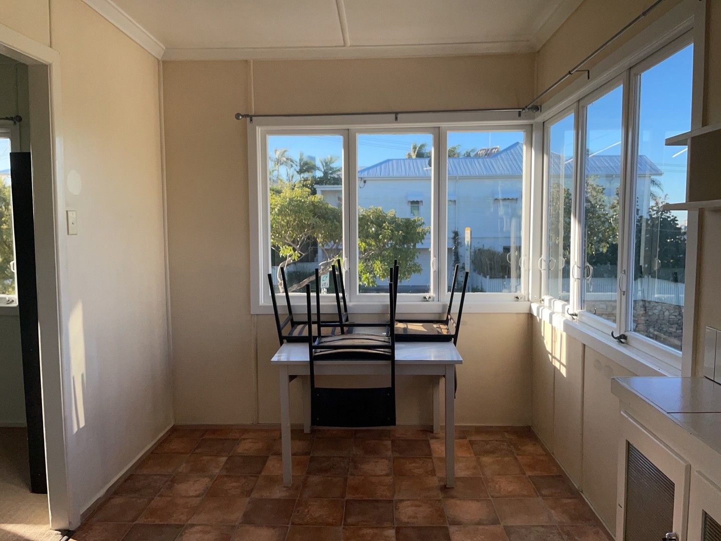 Studio in 1/35 Audenshaw Street, HIGHGATE HILL QLD, 4101