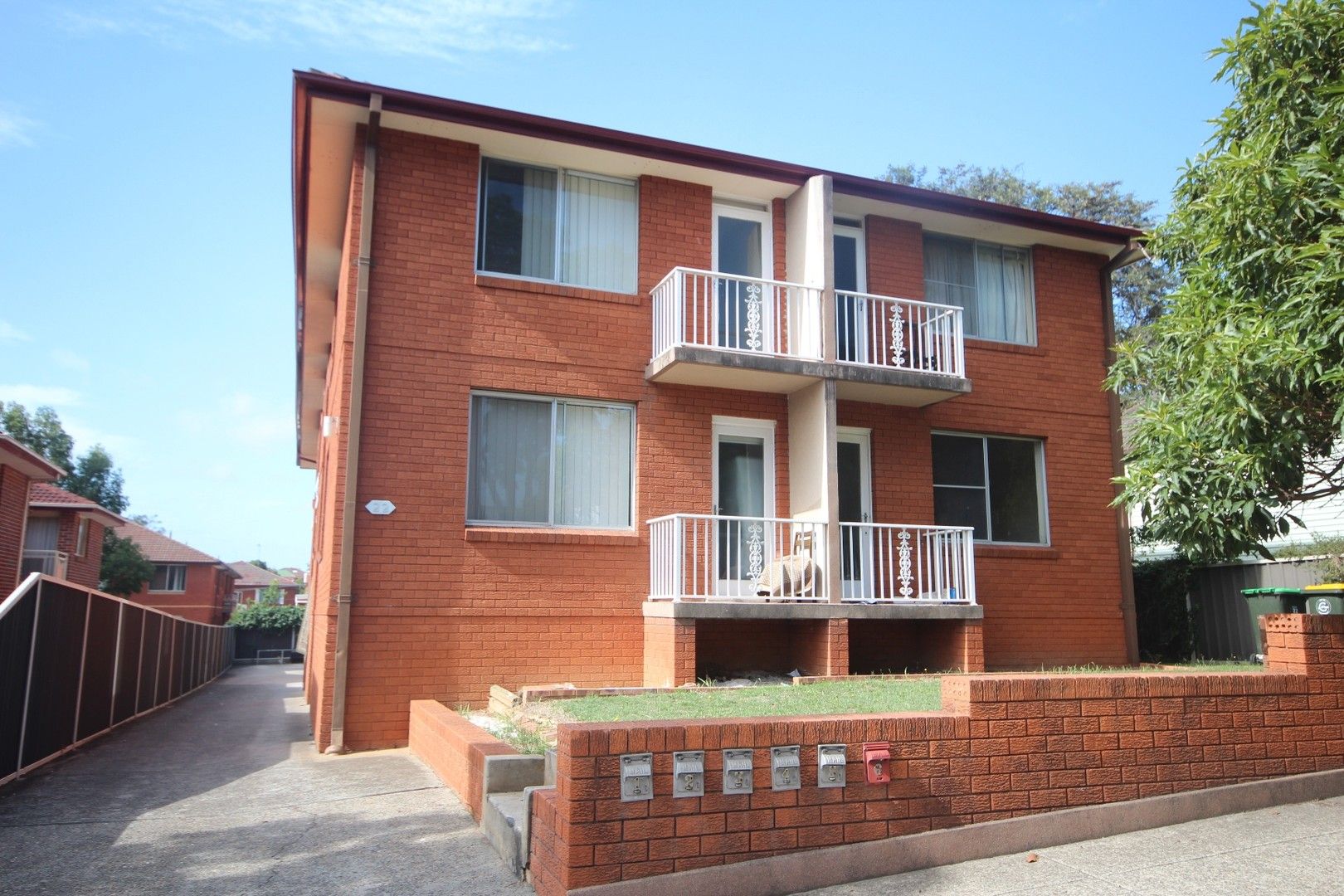 2 bedrooms Apartment / Unit / Flat in 2/22 Claremont Street CAMPSIE NSW, 2194