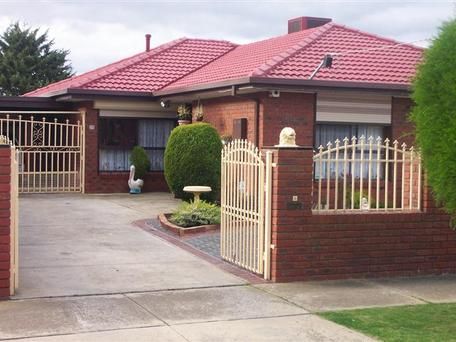 3 bedrooms House in 20 Thompson Crt ALTONA MEADOWS VIC, 3028