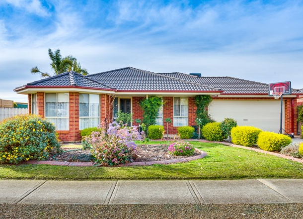 2 Davison Court, Maddingley VIC 3340