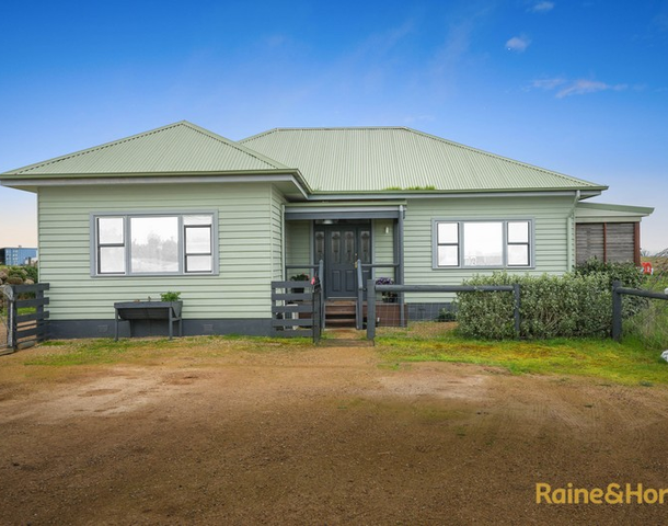 711 Heaths Lane, Darraweit Guim VIC 3756