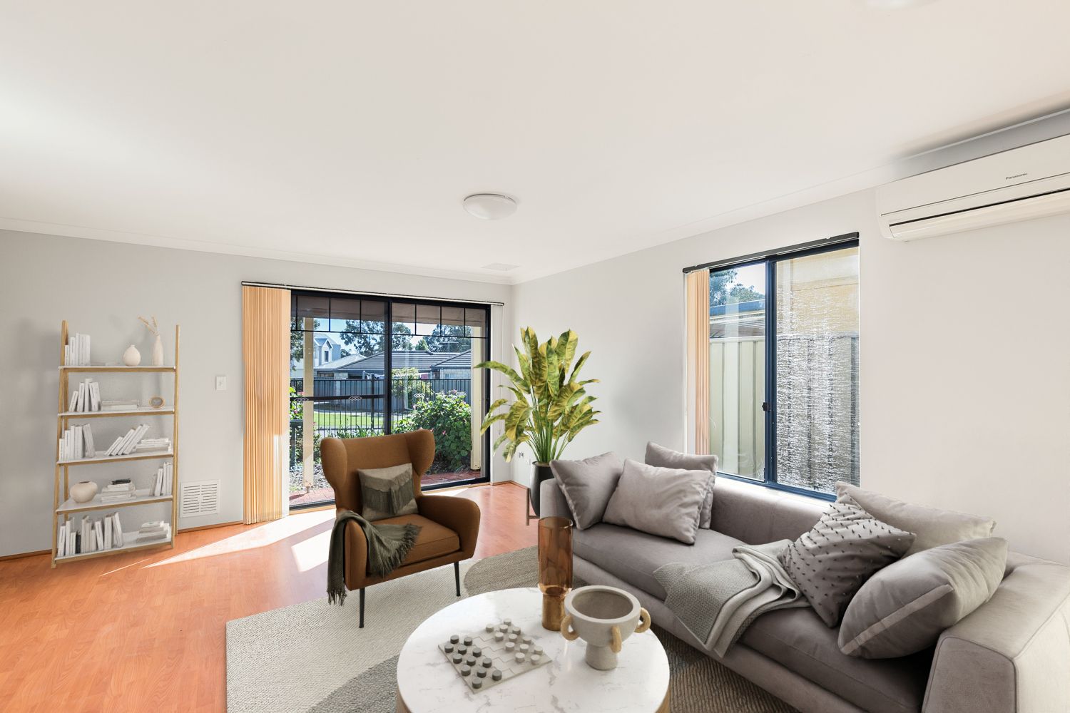 4 bedrooms House in 22 Fareham Crescent WELLARD WA, 6170