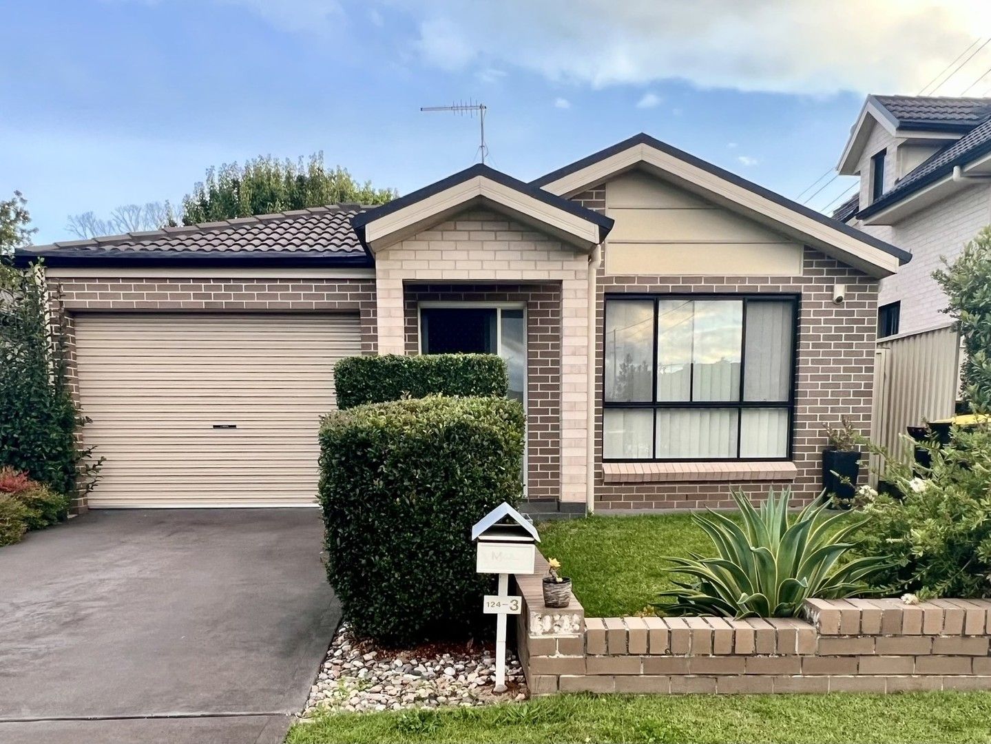 3 bedrooms Semi-Detached in 3/124 Glossop Street ST MARYS NSW, 2760