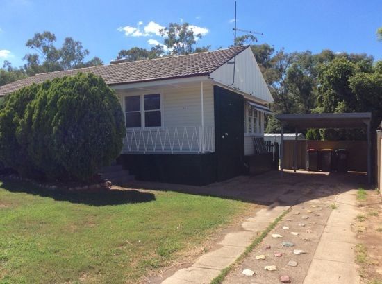 3 bedrooms House in 12 Kirkham Crescent TAMWORTH NSW, 2340