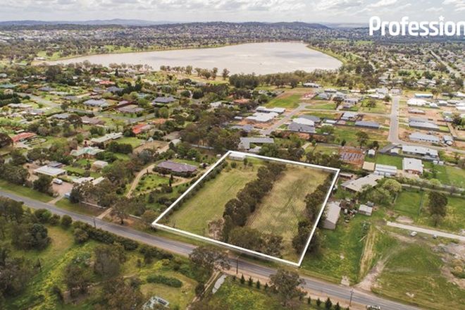 Picture of 6 Prince Place, LAKE ALBERT NSW 2650
