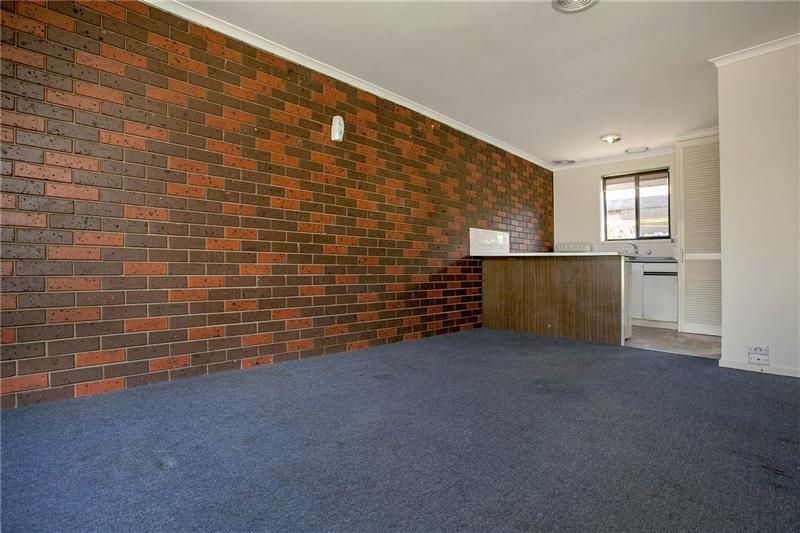 6/220 Wilsons Road, WHITTINGTON VIC 3219, Image 1