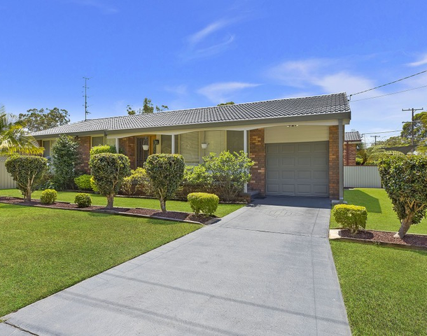 61 Dale Avenue, Chain Valley Bay NSW 2259
